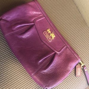 Coach fushia wristlet